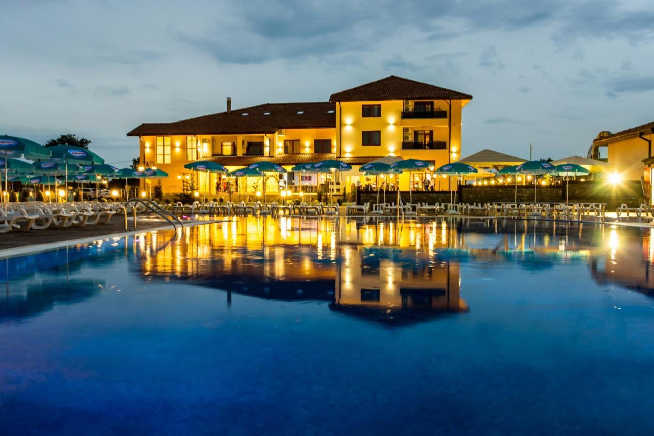SPA Kompleks Raiski Kat Dimitrovgrad  Luaran gambar