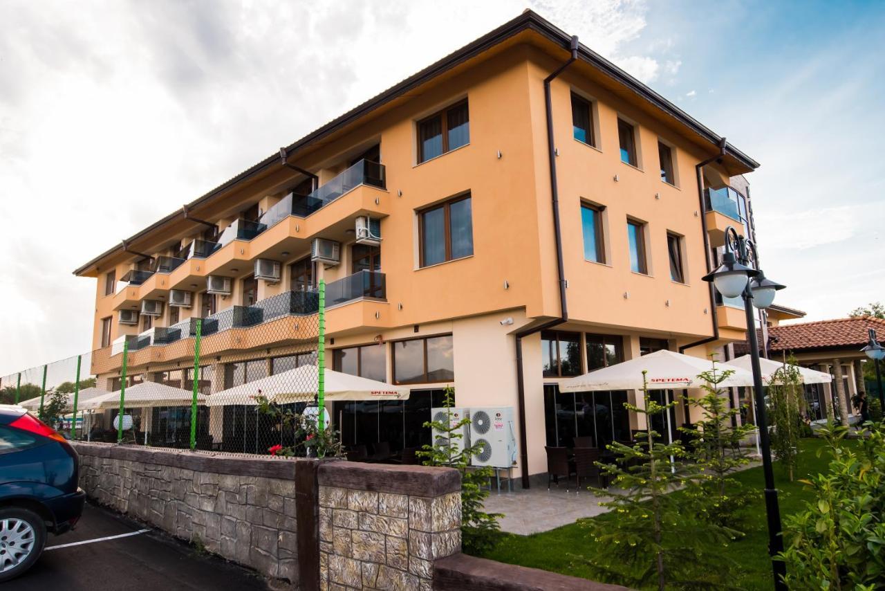 SPA Kompleks Raiski Kat Dimitrovgrad  Luaran gambar