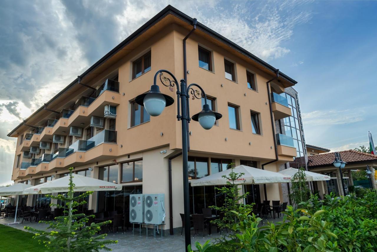 SPA Kompleks Raiski Kat Dimitrovgrad  Luaran gambar